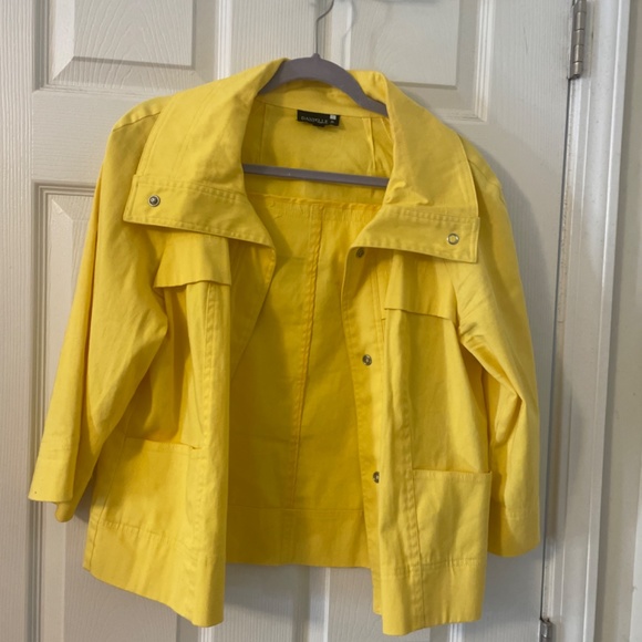 Danielle B Yellow Jacket - Picture 3 of 4